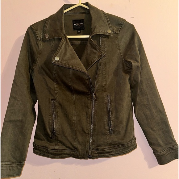 Jacket - Picture 1 of 3